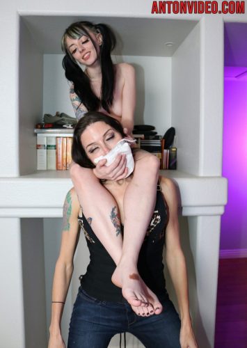 Chloroform Fun with Kitty and Agatha